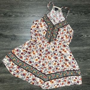 ⬇️ American Eagle Outfitters dress